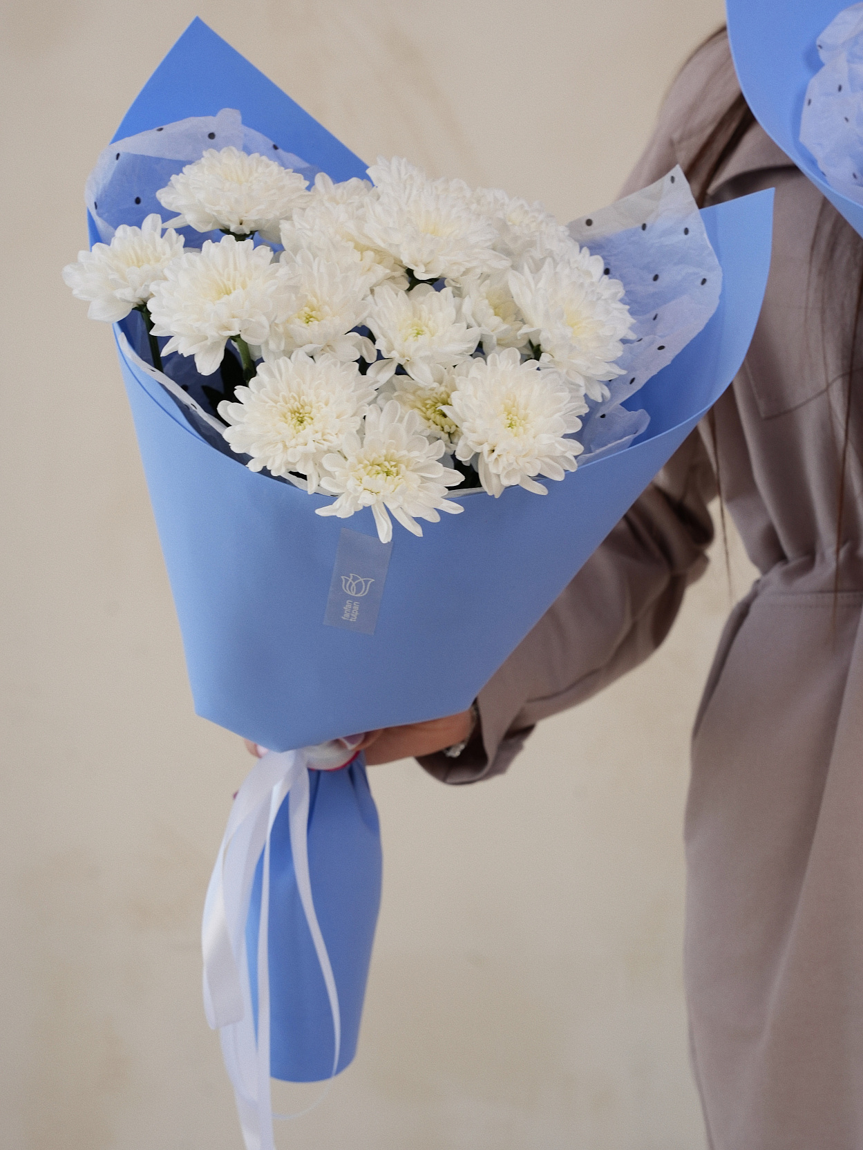 Букет моно из хризантем Лазурное сияние